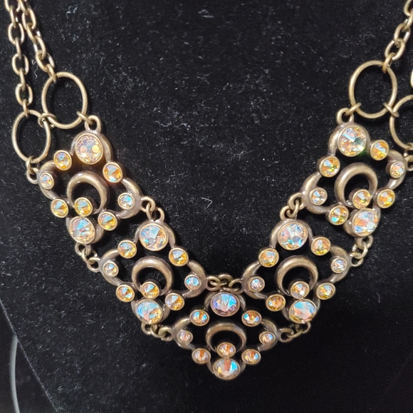 NIB Touchstone Crystal By Swarovski Retired Antigue Gold Necklace and Earrings - Picture 5 of 8